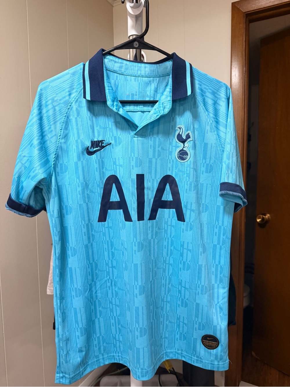 Nike Tottenham Hotspur Light Blue Soccer Jersey - AIA Sponsor